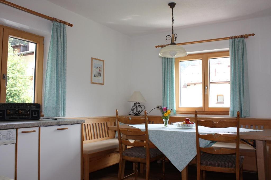 Galzigblick Apartment Петной ам Арлберг Екстериор снимка
